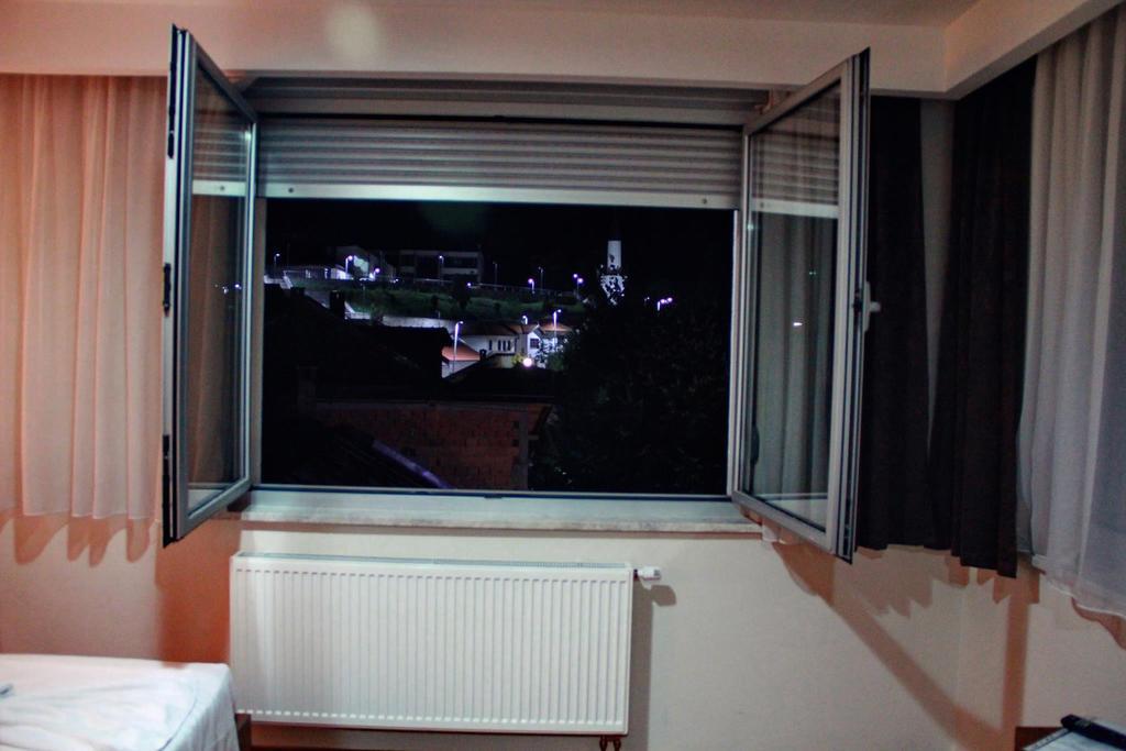 Hotel Oaza Konjic Exterior foto